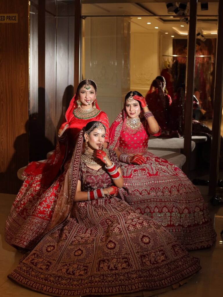 ᴡʜᴇʀᴇ ʀᴏʏᴀʟᴛʏ ᴍᴇᴇᴛꜱ ᴄᴏᴜᴛᴜʀᴇ